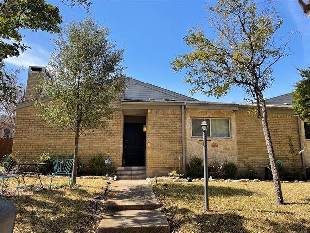 Foto principal - 10525 Boedeker St