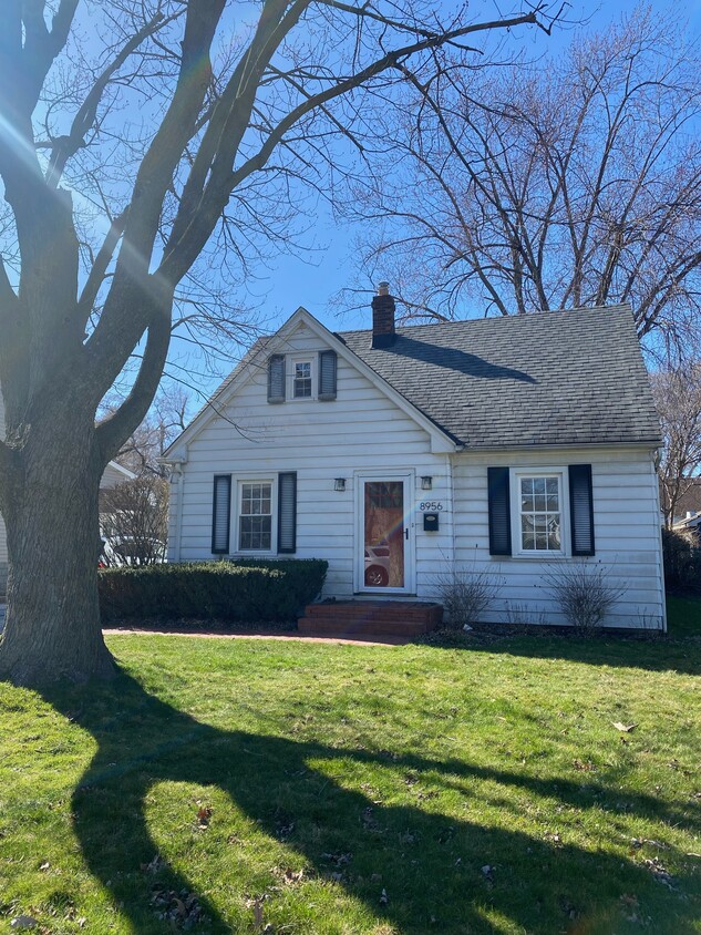 Foto principal - 8956 W Delaware Pky