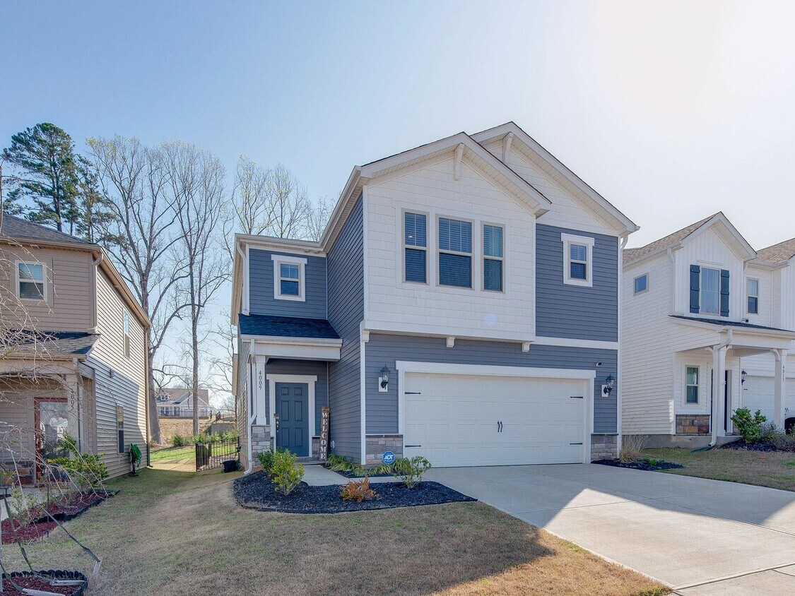 Foto principal - Like new Larkhaven Hills home that has it ...