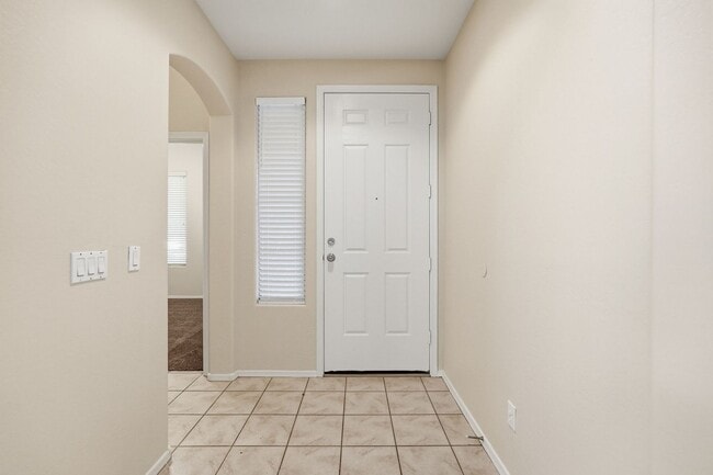 Foto del edificio - Large 4 Bedroom + Den home in Great Westwing Mountain Community