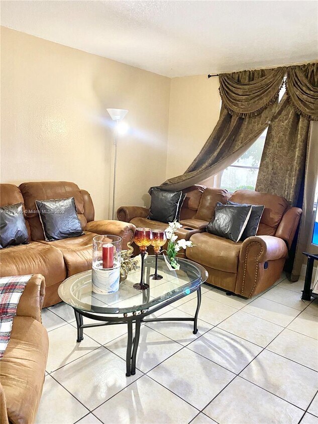 1805 W 56th St Unit 209, Hialeah, FL 33012 Condo for Rent in Hialeah