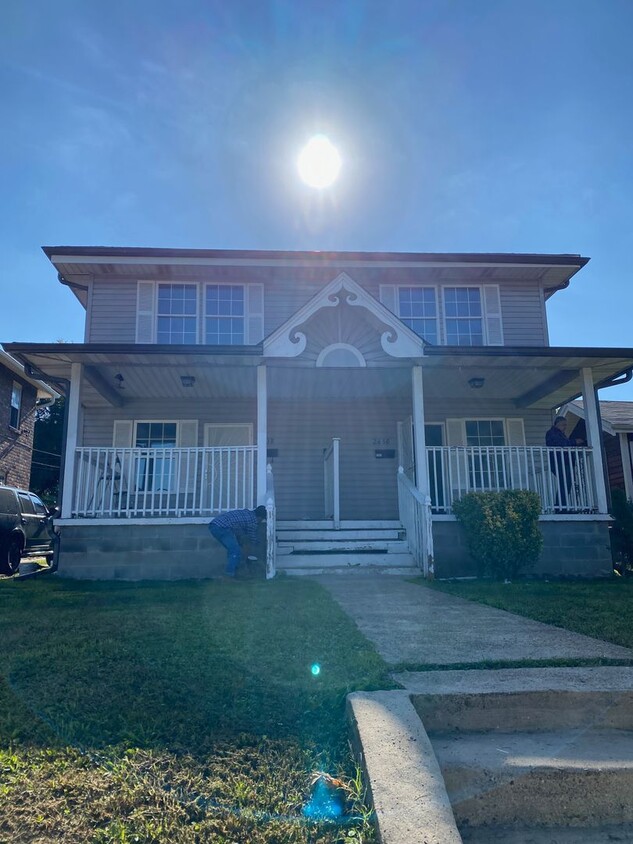 Foto principal - *Knoxville 37917 - 2 bedroom, 1 bath 2-sto...
