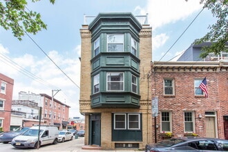 Building Photo - 2061 Kater St
