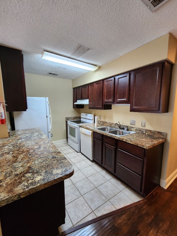 Foto del edificio - 4780 Pontchartrain Dr