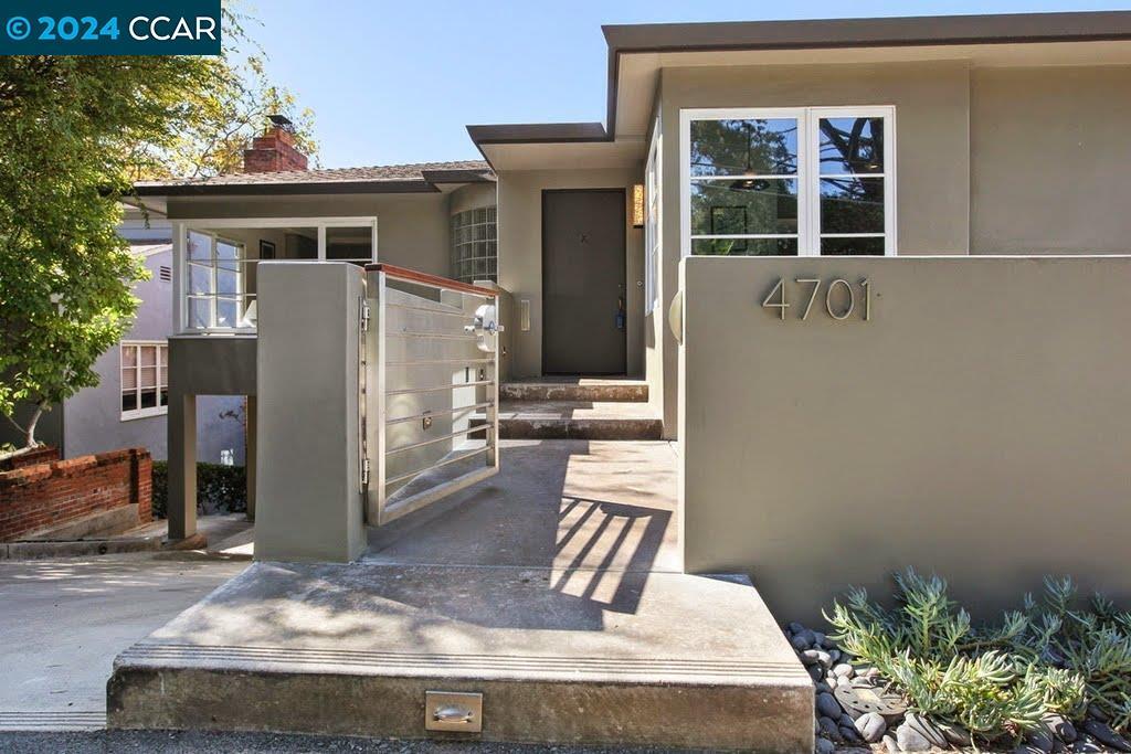 Foto principal - 4701 Harbord Dr