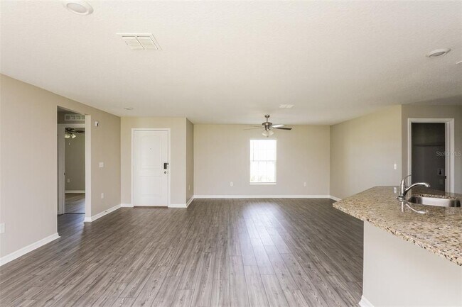 Building Photo - 2394 Rock Dr