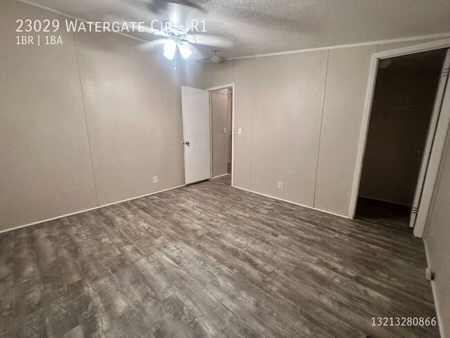 Building Photo - 23029 Watergate Cir