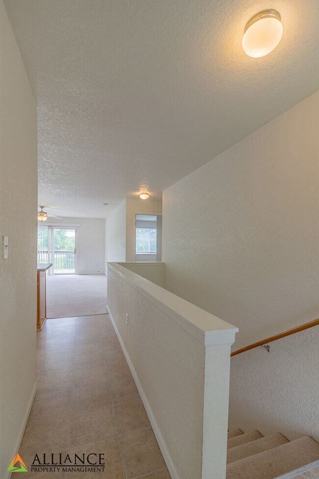 Foto del edificio - Balcony & Walkout Basement!