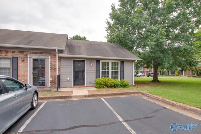 Building Photo - 8146 Oldfield Rd SW