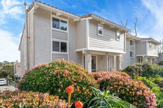 Building Photo - 28258 Rey De Copas Ln