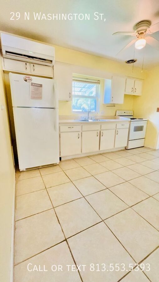 Foto del edificio - 29 N Washington St