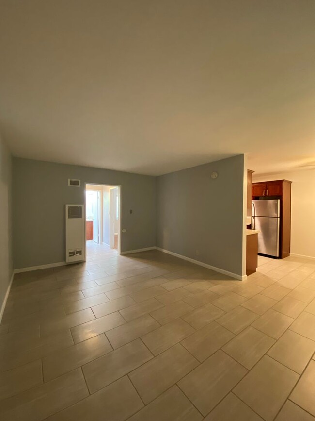 Foto del edificio - East Village Condo *Manager's Special - $1...