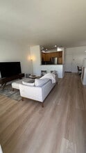 Building Photo - 8382 E Truckee Way