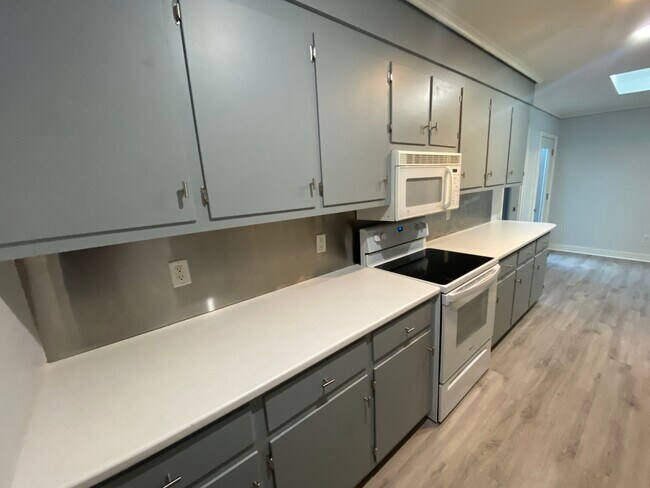 Foto del edificio - 2218 Graystone Dr