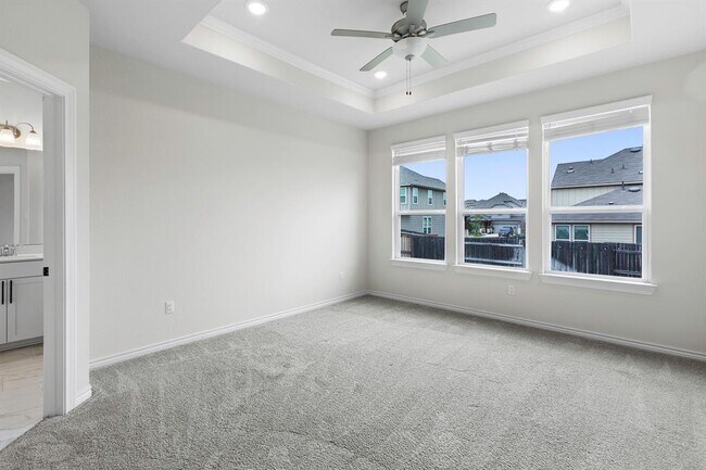 Foto del edificio - 221 Grace Lilly Dr
