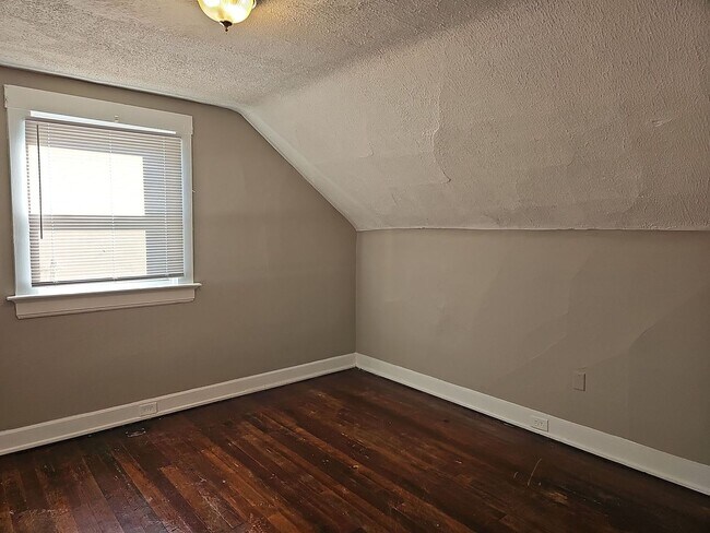 Building Photo - 3703 Cass Ave