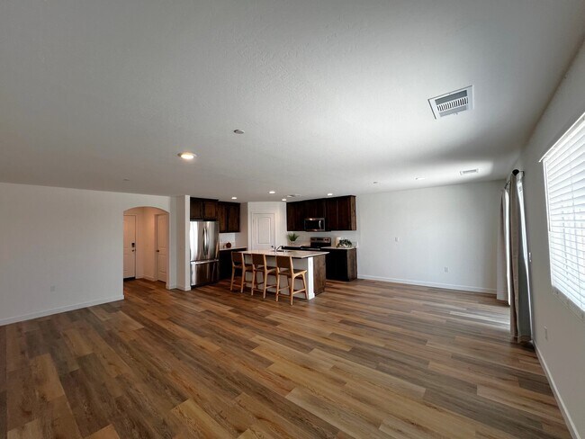 Building Photo - 7409 Millers Pt Ln