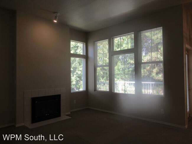 Building Photo - 2 br, 2 bath House - 2170 Newport Way NW