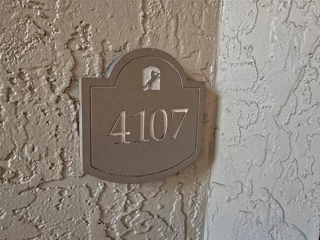 Foto del edificio - 2846 S University Dr