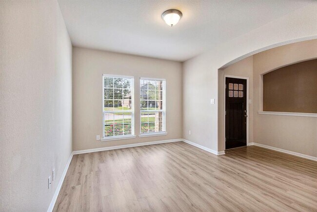 Building Photo - 7506 Profit Pine Ln