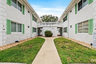 Building Photo - 1801 NE 62nd St