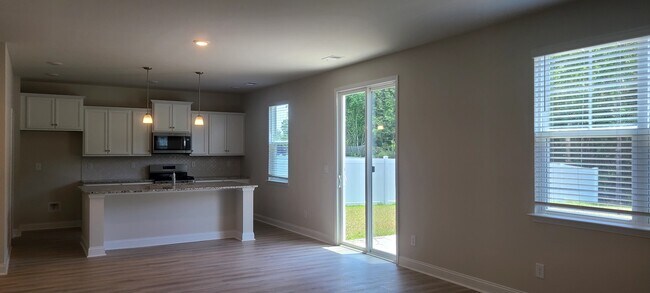 Foto del edificio - 3275 Moss Bridge Lane