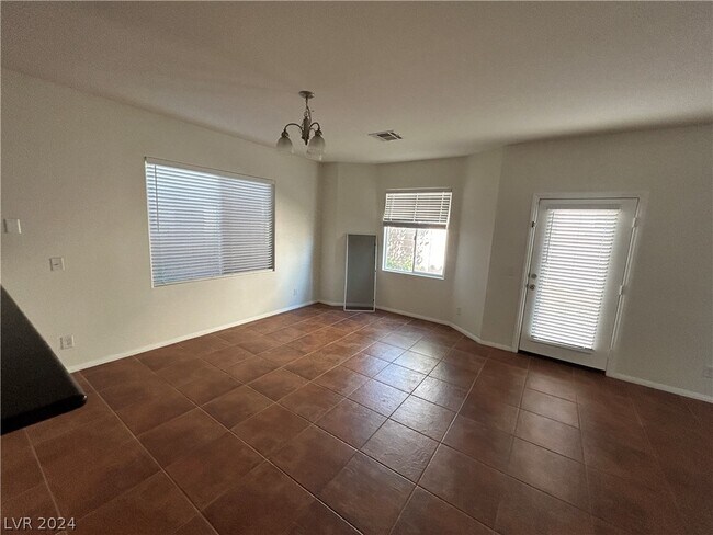 Building Photo - 10646 Allegrini Dr