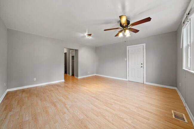 living room unit 1 - 1154 W 17th St