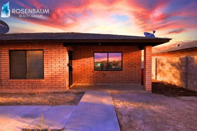 Building Photo - 9975 W Lynx Dr