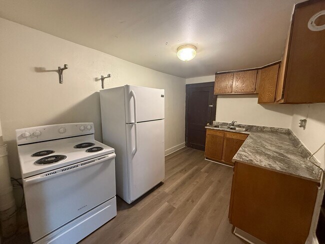 Foto del edificio - 922-924 Caledonia Street