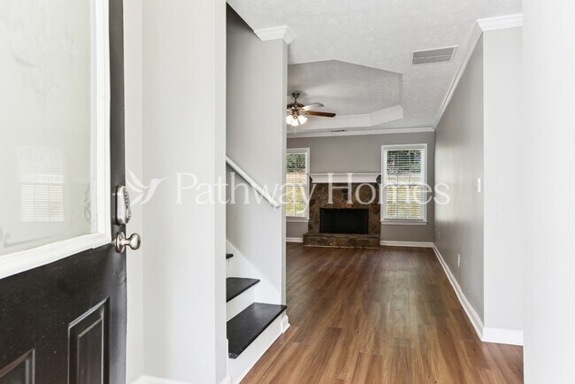 Foto del edificio - 3430 TraddSprings Way