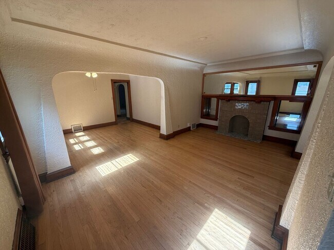 Foto del edificio - 3145-3147 N 50th St.,