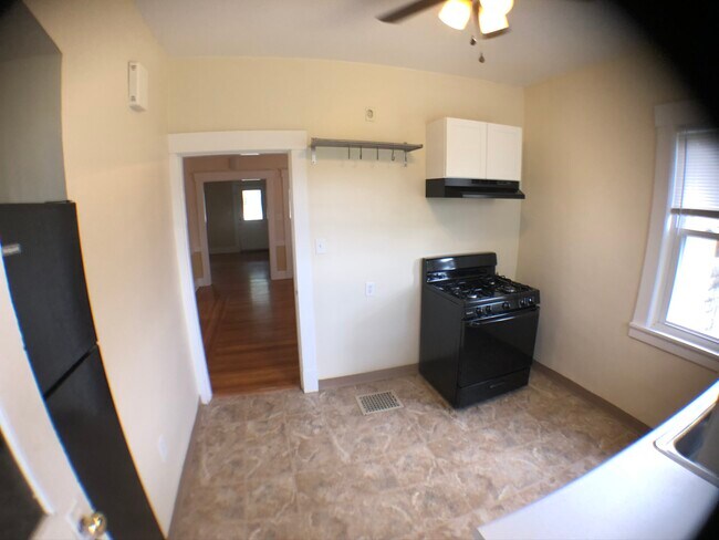 Kitchen View 2 - 402 S Fort Thomas Ave