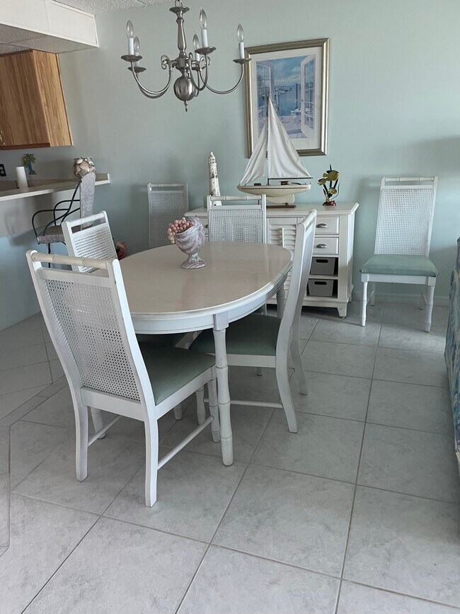 Foto del edificio - 30 Inlet Harbor Rd