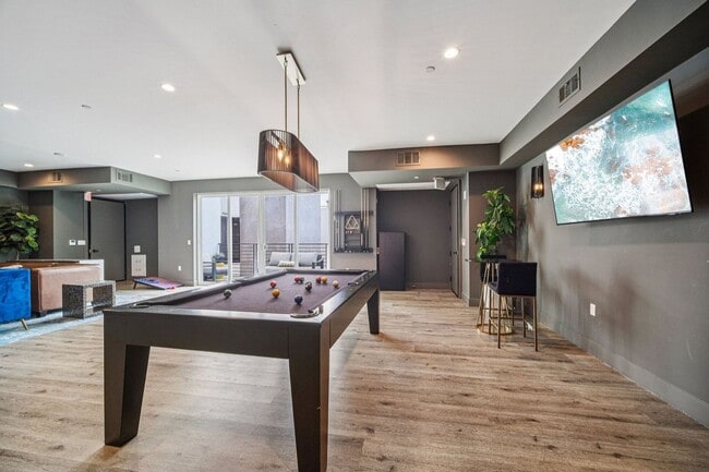 Interior Photo - Destination NoHo