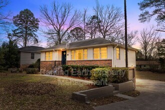 Building Photo - 1321 5 Mile Rd