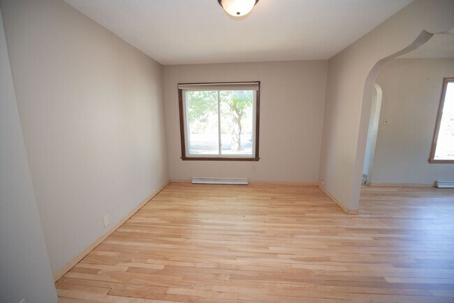 Building Photo - 1525 Briggs