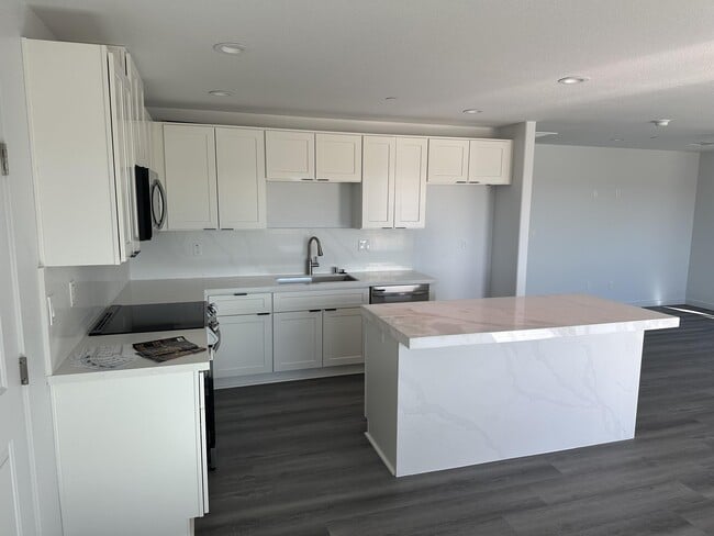 Foto del edificio - 7343 Dogwood Ave