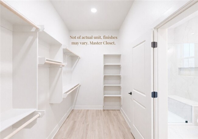 Building Photo - 5912 S Bellview Rd