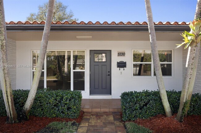 Foto del edificio - 5730 SW 56th Terrace