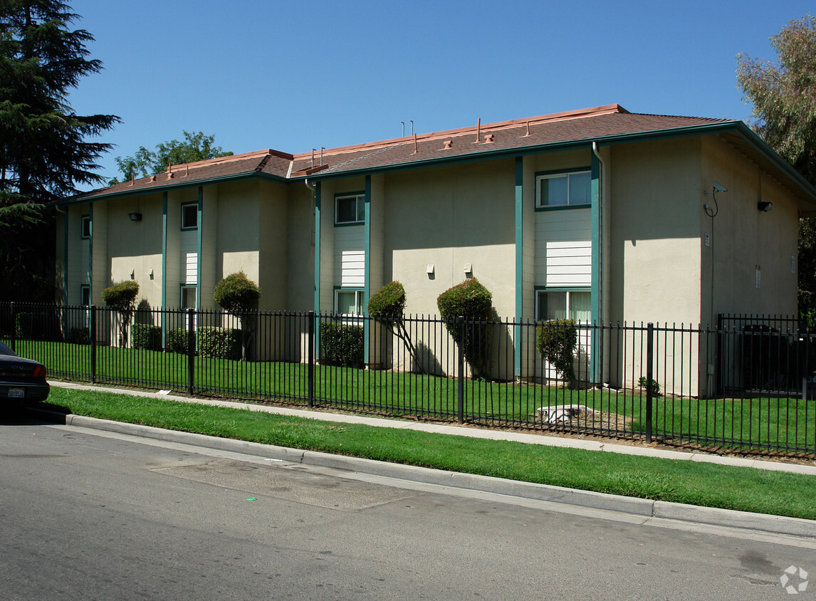 Primary Photo - Pleasant Village Apartments