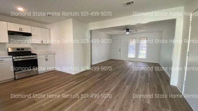 Foto del edificio - 633 Paul Pl