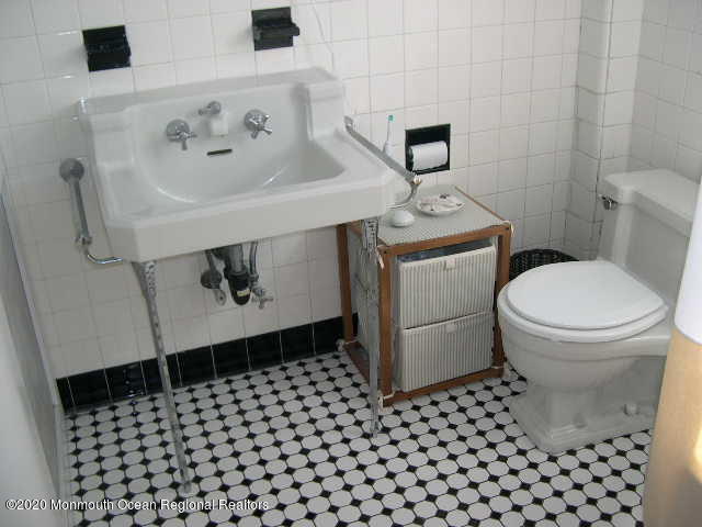 Foto del edificio - 92 Chelsea Ave