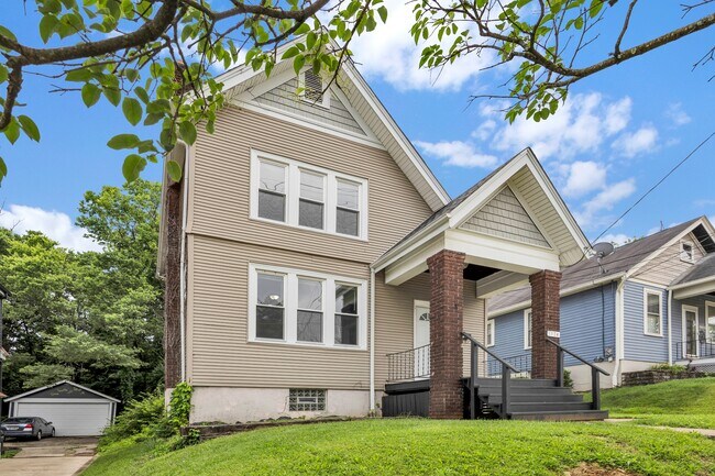 Foto del edificio - 1114 Fairbanks Ave