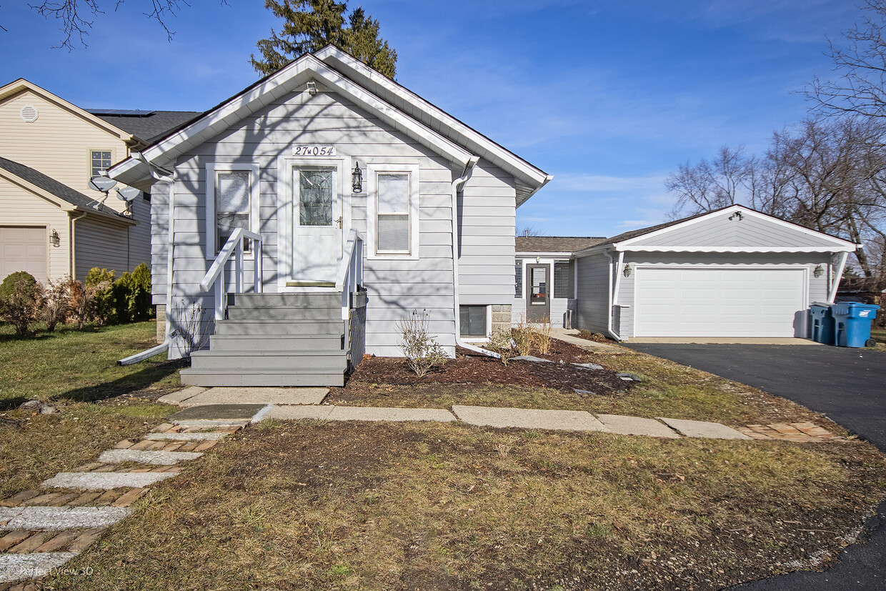 Primary Photo - 27W054 Ontarioville Rd