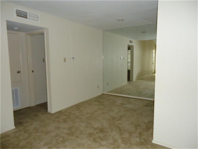 Foto del edificio - 12500 Sandpiper Dr