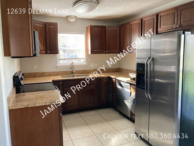 Building Photo - 12639 Delman Ln