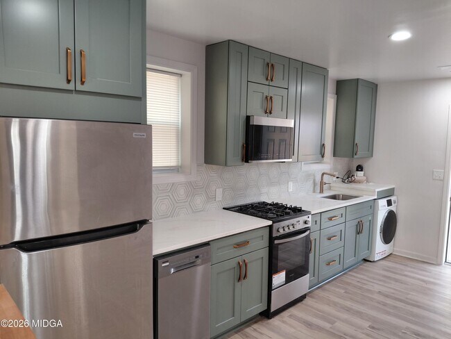 Foto del edificio - 344 Blossom Ave