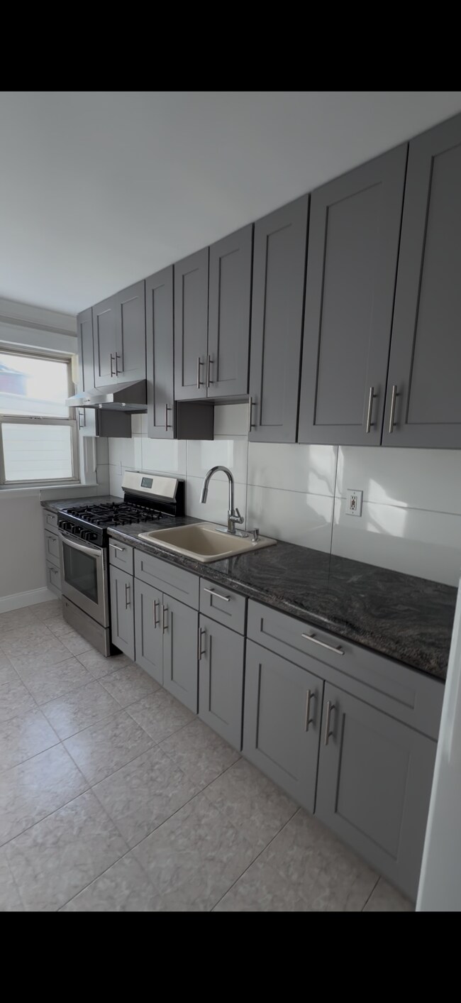 Foto del edificio - 4518 164th St