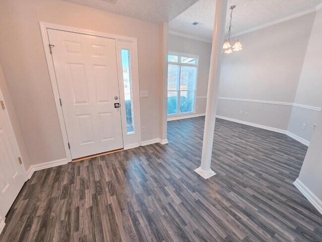 Foto del edificio - 5016 Stone Park Dr